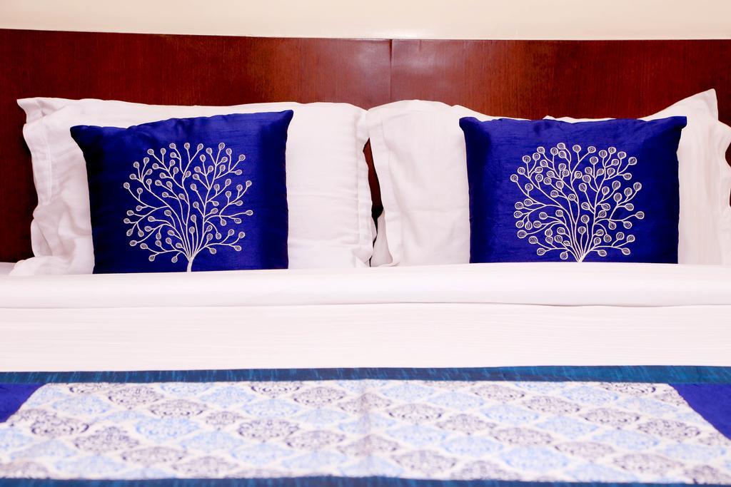 Hotel Kusum Bhilai Esterno foto