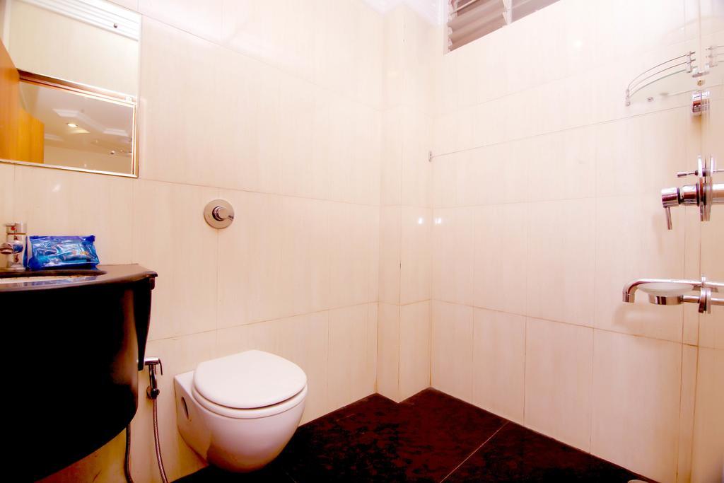 Hotel Kusum Bhilai Esterno foto