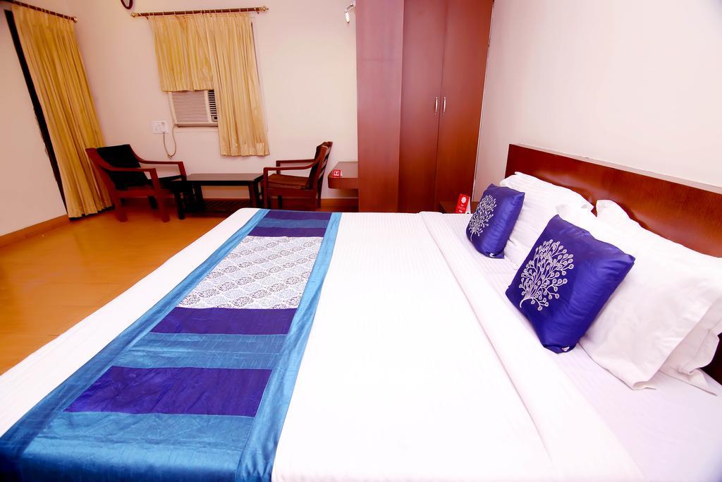 Hotel Kusum Bhilai Esterno foto